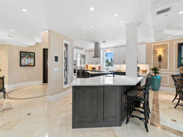 Stunning Beachfront Luxury Home in Bonita Springs